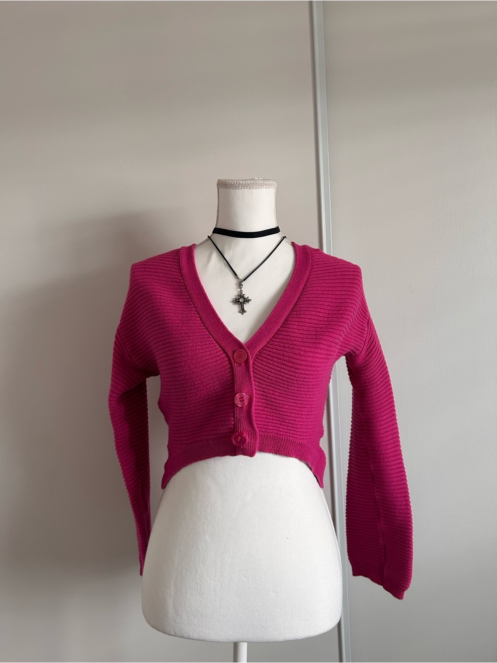 sofia by sofia vergara Hot Pink Cropped V-Neck Button Sweater